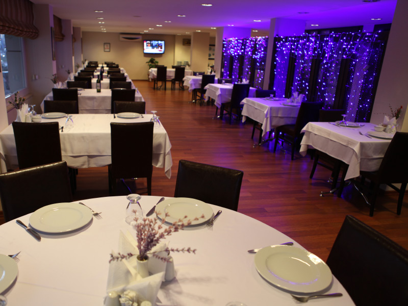 Restaurant ve Bar